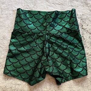 Green Mermaid Scale High-Waist Women’s Shorts